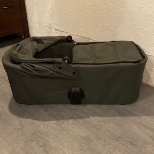 Bumbleride eta/indie/speed bassinet